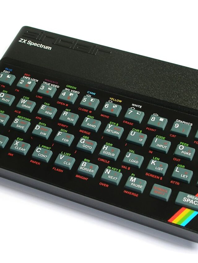 Выпущен  8 разрядный домашний компьютер   ZX Spectrum